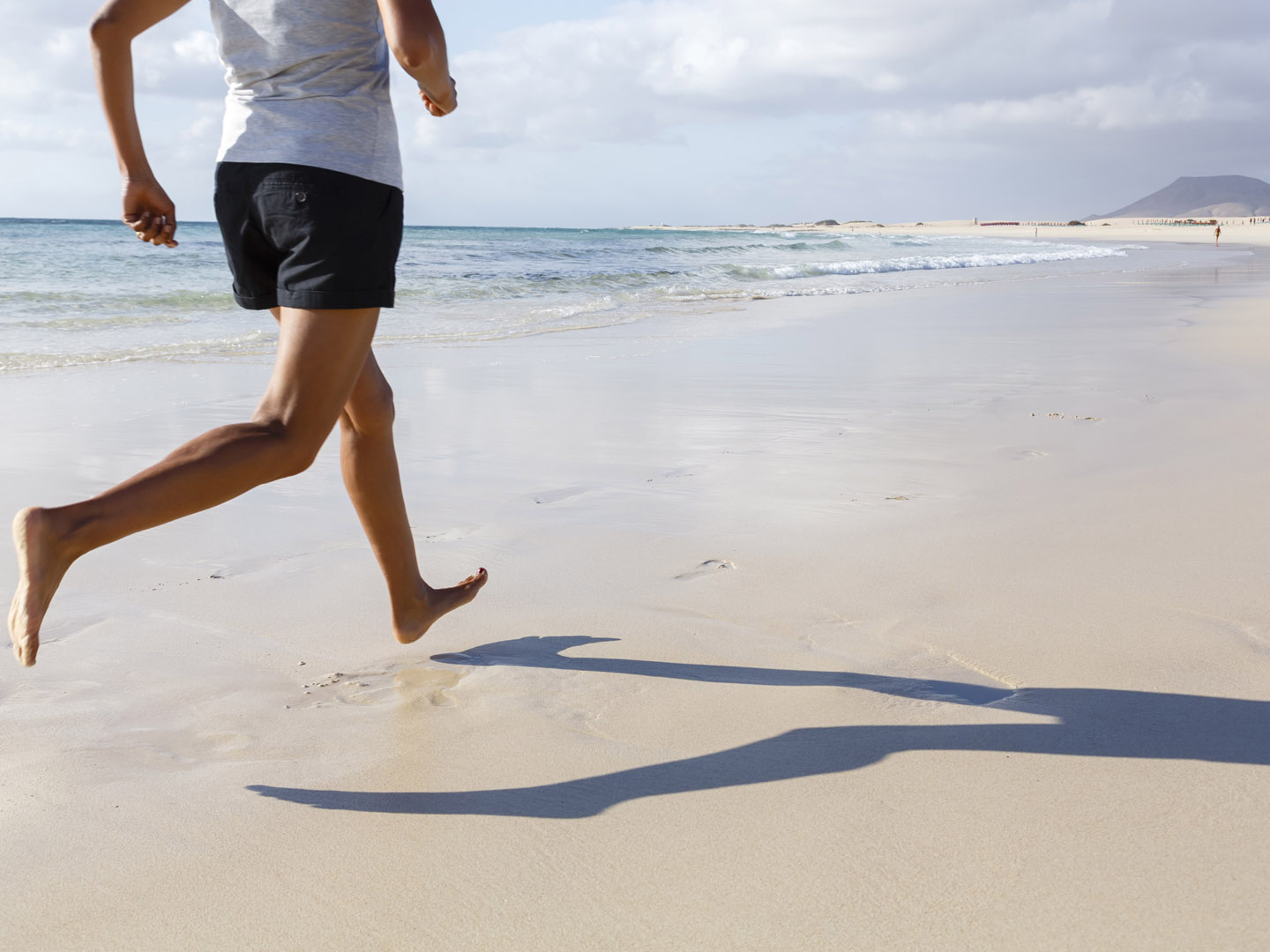 Better to Run Barefoot? Ask Dr. Weil