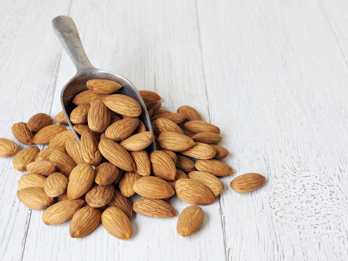 Can Almonds Really Help You Lose Weight? Find Out!