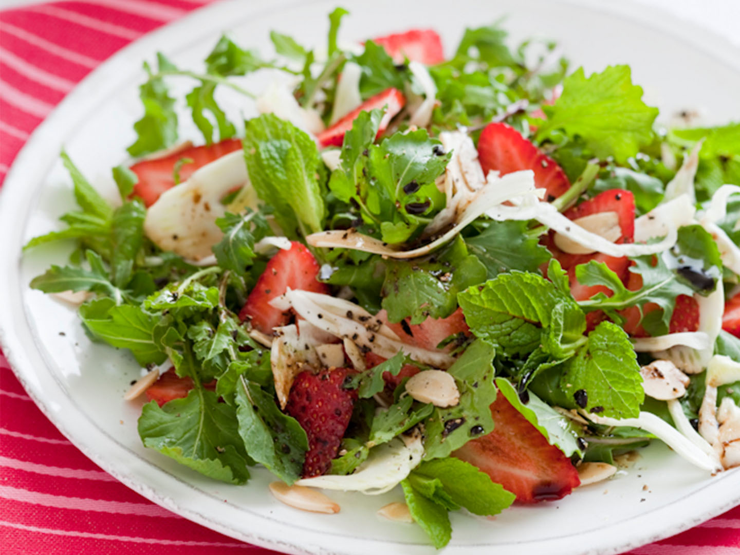 Strawberry, Fennel, & Arugula Salad Recipes Dr. Weil's Healthy Kitchen
