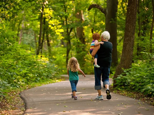 Trees & Mental Health | Weekly Bulletins | Andrew Weil, M.D.